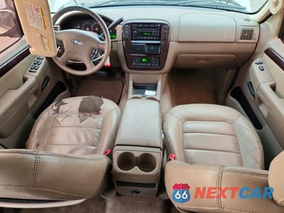Zdjęcie 8 z 13 samochodu: 2005 FORD EXPLORER LIMITED VIN:1FMDU65W25ZA38494 - miniatura