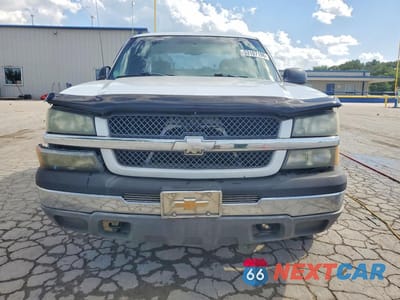 Piąte zdjęcie samochodu w środku: 2003 CHEVROLET SILVERADO C1500 VIN:1GCEC19V23Z121291 - miniatura