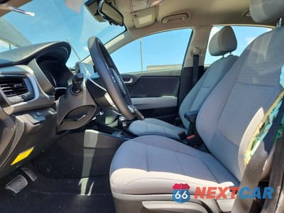 Zdjęcie 7 z 13 samochodu: 2023 KIA RIO S VIN:3KPA25ADXPE531334 - miniatura