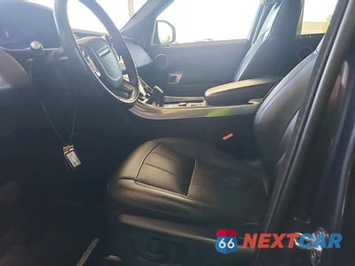 Piąte zdjęcie samochodu w środku: 2020 LAND ROVER RANGE ROVER SPORT HSE VIN:SALWR2SU8LA746490 - miniatura