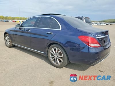 Drugie zdjęcie samochodu z przodu: 2017 MERCEDES-BENZ C 300 4MATIC VIN:55SWF4KB6HU210712 - miniatura