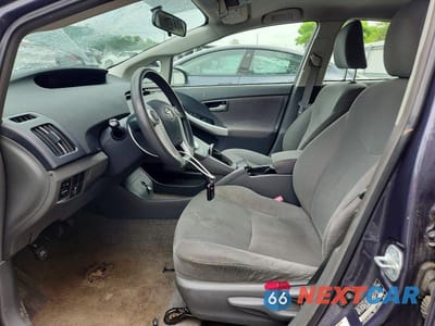 Zdjęcie 7 z 12 samochodu: 2011 TOYOTA PRIUS TWO VIN:JTDKN3DU1B0319337 - miniatura