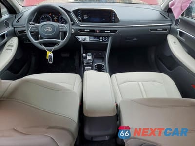 Zdjęcie 8 z 12 samochodu: 2023 HYUNDAI SONATA SEL VIN:KMHL64JA0PA292467 - miniatura