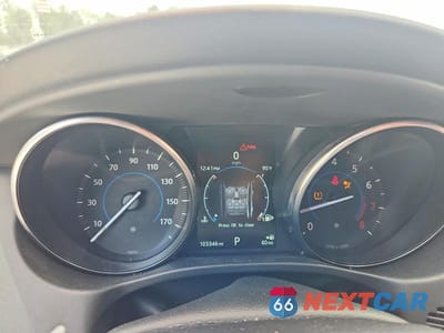 Zdjęcie 9 z 12 samochodu: 2017 JAGUAR XE R - SPORT VIN:SAJAF4BV4HA971352 - miniatura