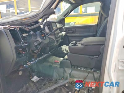 Zdjęcie 7 z 14 samochodu: 2024 RAM 3500 TRADESMAN VIN:3C63RRGL0RG362613 - miniatura