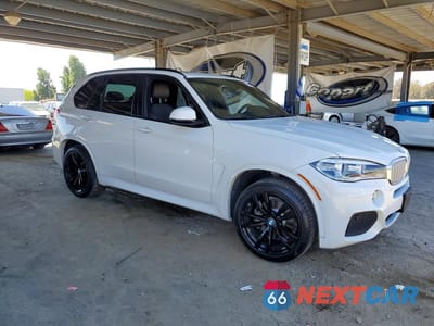 Czwarte zdjęcie samochodu z boku: 2018 BMW X5 XDR40E VIN:5UXKT0C53J0W01376 - miniatura