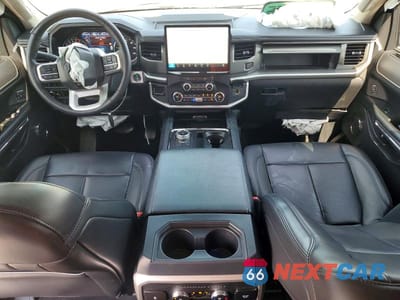 Zdjęcie 8 z 13 samochodu: 2024 FORD EXPEDITION XLT VIN:1FMJU1H83REA20005 - miniatura