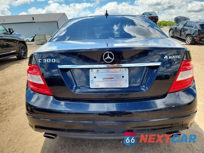 Zdjęcie 6 z 12 samochodu: 2009 MERCEDES-BENZ C 300 4MATIC VIN:WDDGF81X69F213350 - miniatura