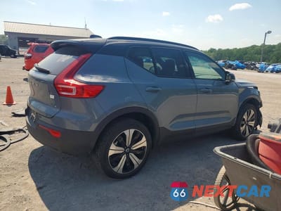 Trzecie zdjęcie samochodu z tyłu: 2023 VOLVO XC40 RECHARGE PLUS VIN:YV4ED3UW1P2971157 - miniatura