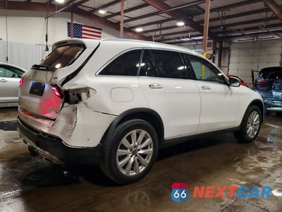Trzecie zdjęcie samochodu z tyłu: 2021 MERCEDES-BENZ GLC 300 4MATIC VIN:W1N0G8EB5MF890673 - miniatura