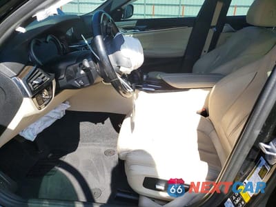 Zdjęcie 7 z 12 samochodu: 2018 BMW 530 XI VIN:WBAJA7C56JWC77056 - miniatura