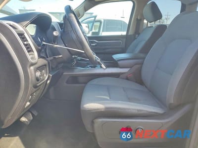 Zdjęcie 7 z 12 samochodu: 2020 RAM 1500 BIG HORN VIN:1C6RREBT1LN128909 - miniatura