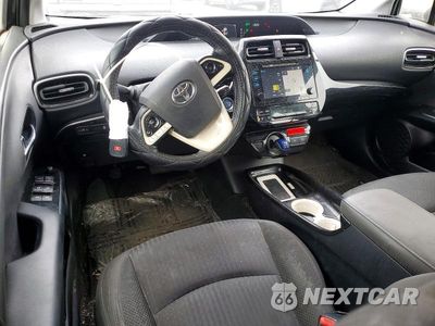 Zdjęcie 8 z 12 samochodu: 2016 TOYOTA PRIUS VIN:JTDKARFU5G3028583 - miniatura