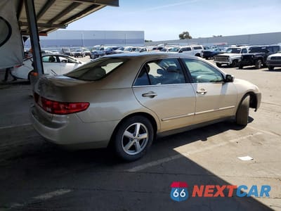 Trzecie zdjęcie samochodu z tyłu: 2005 HONDA ACCORD LX VIN:1HGCM564X5A178316 - miniatura
