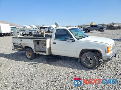 2000 CHEVROLET GMT-400 C3500 1GBJC34J0YF520406 - główne zdjęcie licytacji z USA - miniatura