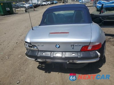 Zdjęcie 10 z 12 samochodu: 2001 BMW Z3 VIN:WBACN33431LK47802 - miniatura