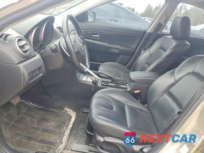 Zdjęcie 7 z 12 samochodu: 2004 MAZDA 3 S VIN:JM1BK123X41165828 - miniatura