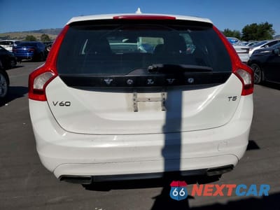 Zdjęcie 6 z 12 samochodu: 2015 VOLVO V60 PREMIER VIN:YV126MEB2F1192799 - miniatura