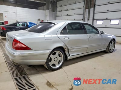 Trzecie zdjęcie samochodu z tyłu: 2003 MERCEDES-BENZ S 430 VIN:WDBNG70J13A330102 - miniatura