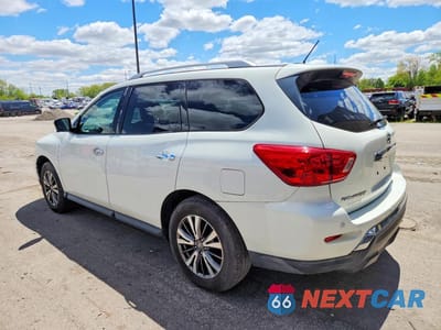 Drugie zdjęcie samochodu z przodu: 2017 NISSAN PATHFINDER SL VIN:5N1DR2MMXHC675425 - miniatura