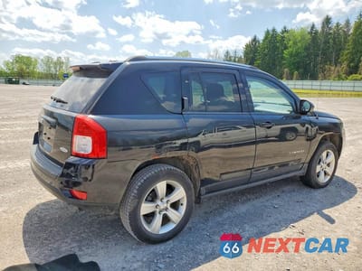 Trzecie zdjęcie samochodu z tyłu: 2013 JEEP COMPASS LATITUDE VIN:1C4NJDEB6DD129153 - miniatura