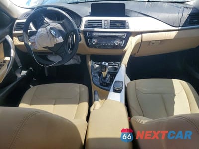 Zdjęcie 8 z 12 samochodu: 2017 BMW 320 I VIN:WBA8E1G3XHNU18166 - miniatura