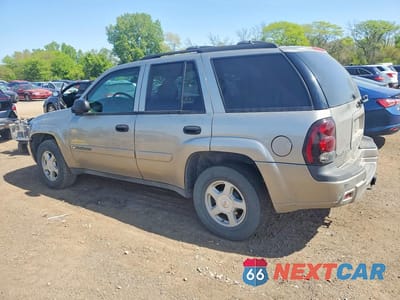 Drugie zdjęcie samochodu z przodu: 2002 CHEV TRAILBLAZER VIN:1GNDT13S822455253 - miniatura