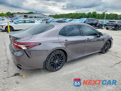 Trzecie zdjęcie samochodu z tyłu: 2024 TOYOTA CAMRY XSE VIN:4T1K61AK3RU848923 - miniatura
