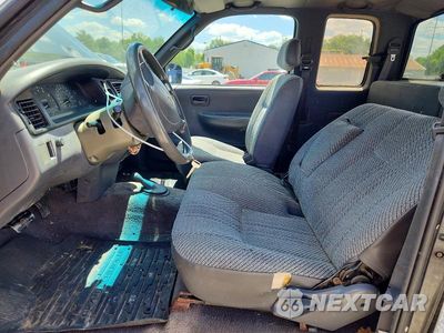 Zdjęcie 7 z 12 samochodu: 1995 TOYOTA T100 XTRACAB DX VIN:JT4VD22E7S0007397 - miniatura