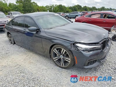 Czwarte zdjęcie samochodu z boku: 2019 BMW 740 I VIN:WBA7E2C5XKB217854 - miniatura