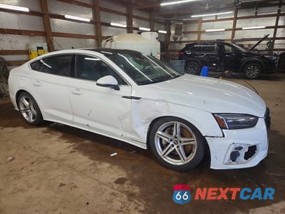Czwarte zdjęcie samochodu z boku: 2022 AUDI A5 PREMIUM 45 VIN:WAUDACF53NA008756 - miniatura
