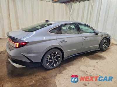 Trzecie zdjęcie samochodu z tyłu: 2024 HYUNDAI SONATA SEL VIN:KMHL64JA7RA382993 - miniatura