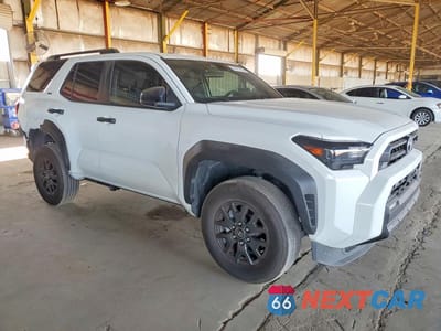 Czwarte zdjęcie samochodu z boku: 2025 TOYOTA 4RUNNER SR5 VIN:JTEVA5AR3S5004462 - miniatura