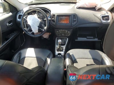 Zdjęcie 8 z 13 samochodu: 2017 JEEP COMPASS LATITUDE VIN:3C4NJDBB5HT647422 - miniatura