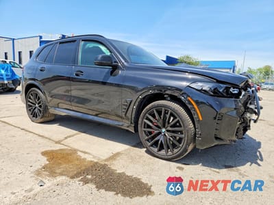 Czwarte zdjęcie samochodu z boku: 2026 BMW X5 XDRIVE40I VIN:5UX23EU0XT9286669 - miniatura