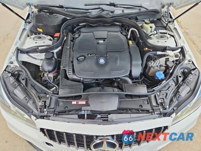 Zdjęcie 11 z 12 samochodu: 2015 MERCEDES-BENZ E 350 VIN:WDDHF5KB8FB084813 - miniatura