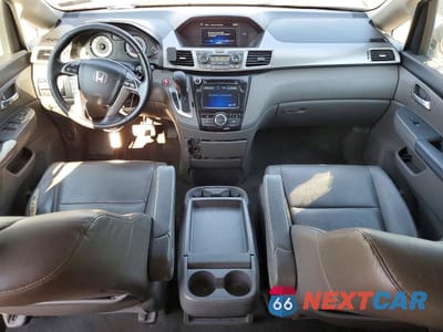 Zdjęcie 8 z 14 samochodu: 2016 HONDA ODYSSEY EXL VIN:5FNRL5H68GB072533 - miniatura
