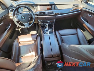 Zdjęcie 8 z 13 samochodu: 2016 BMW 535 XIGT VIN:WBA5M4C57GD186581 - miniatura