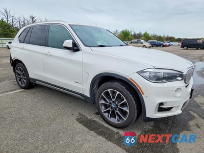 Czwarte zdjęcie samochodu z boku: 2017 BMW X5 XDRIVE35I VIN:5UXKR0C35H0V73135 - miniatura