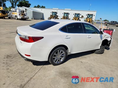 Trzecie zdjęcie samochodu z tyłu: 2016 LEXUS ES 350 VIN:JTHBK1GG3G2242421 - miniatura