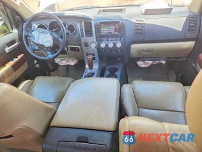 Zdjęcie 8 z 12 samochodu: 2012 TOYOTA TUNDRA DOUBLE CAB LIMITED VIN:5TFBY5F1XCX253613 - miniatura