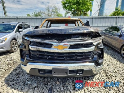 Piąte zdjęcie samochodu w środku: 2023 CHEVROLET K1500 PICKUP SILVERA VIN:1GCRDKEK4PZ254155 - miniatura
