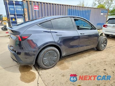 Trzecie zdjęcie samochodu z tyłu: 2026 TESLA MODEL Y VIN:7SAYGDED8TA597471 - miniatura