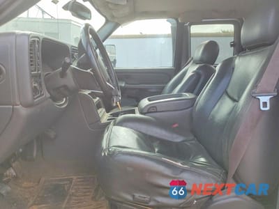 Zdjęcie 7 z 12 samochodu: 2004 CHEVROLET SILVERADO K2500 HEAVY DUTY VIN:1GCHK29214E283806 - miniatura