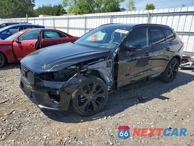 2025 VOLVO XC60 ULTRA YV4M12RDXS1038023 - główne zdjęcie licytacji z USA - miniatura