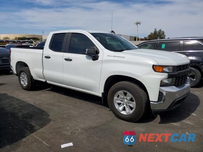 Czwarte zdjęcie samochodu z boku: 2020 CHEVROLET SILVERADO C1500 VIN:1GCRWAEF6LZ103500 - miniatura