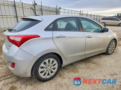 Trzecie zdjęcie samochodu z tyłu: 2016 HYUNDAI ELANTRA GT VIN:KMHD25LH8GU267542 - miniatura