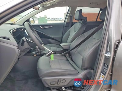 Zdjęcie 7 z 14 samochodu: 2025 KIA NIRO EX VIN:KNDCR3LE0S5296414 - miniatura