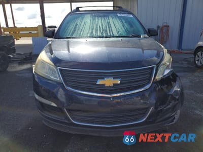 Piąte zdjęcie samochodu w środku: 2015 CHEVROLET TRAVERSE LS VIN:1GNKRFED8FJ313000 - miniatura