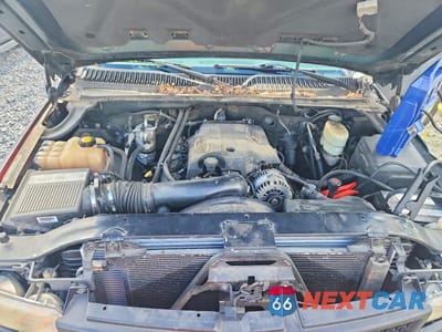 Zdjęcie 11 z 12 samochodu: 2001 CHEVROLET SILVERADO K2500 HEAVY DUTY VIN:1GCHK23G21F202466 - miniatura